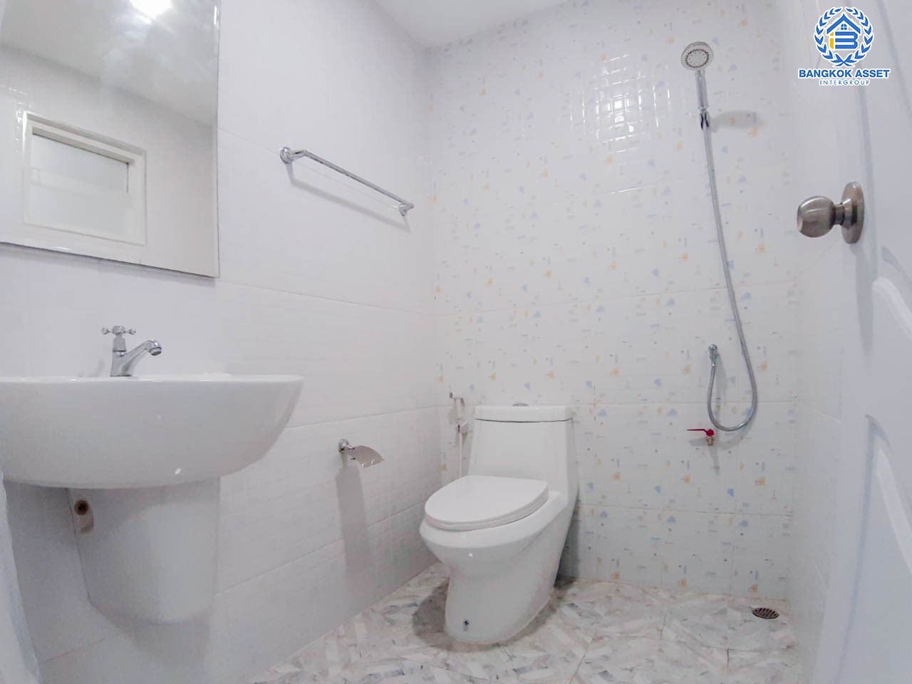 *****บ้านแฝดมือสอง ย่านนนทบุรี ม.พฤกษา30 บ้านกล้วย-ไทรน้อย หลังมุม เนื้อที่ 35 ตร.ว. ฟังก์ชัน 3 ห้องนอน 2 ห้องน้ำ จอดรถได้ 2 คัน ตอบโจทย์ทุกการอยู่อาศัย บนทำเลเชื่อมต่อถนนกาญจนาภิเษก ใกล้เซ็นทรัลเวสต์เกต และรถไฟฟ้าสายสีม่วง "สถานีคลองบางไผ่"